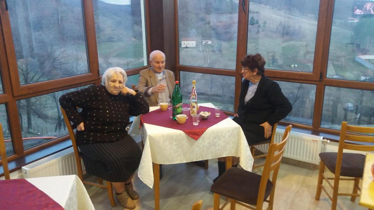 Etno Selo Lelic Bed and Breakfast Valjevo Eksteriør billede