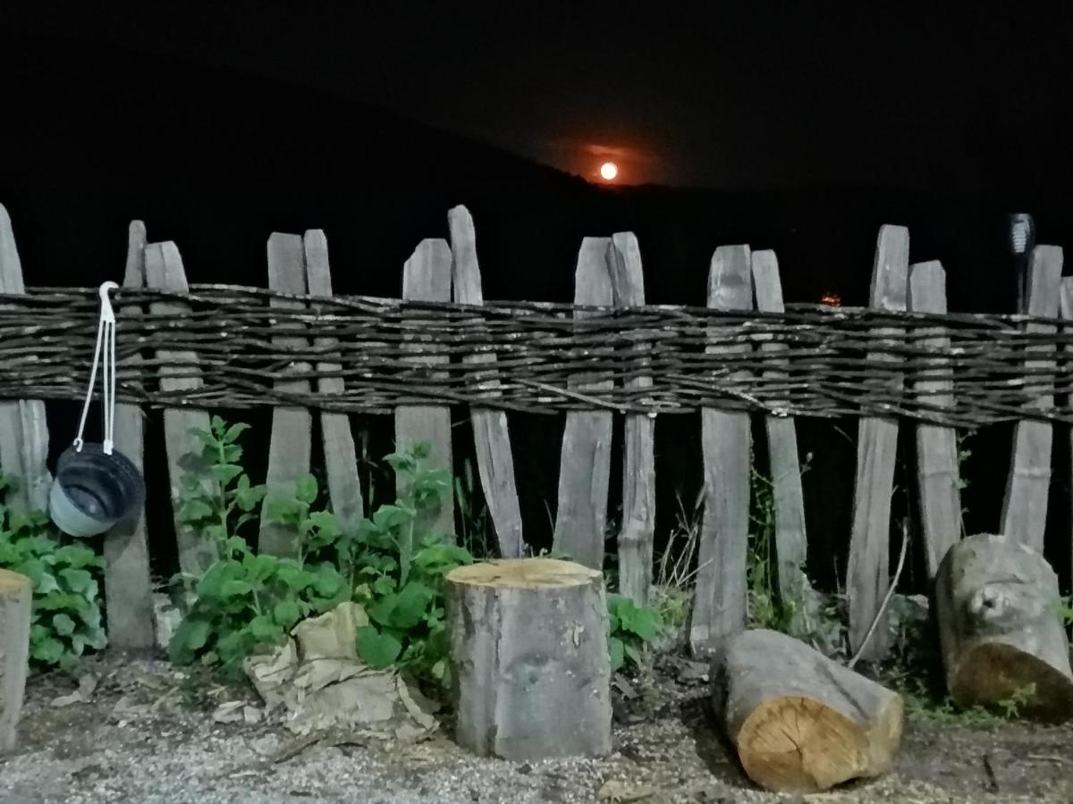 Etno Selo Lelic Bed and Breakfast Valjevo Eksteriør billede