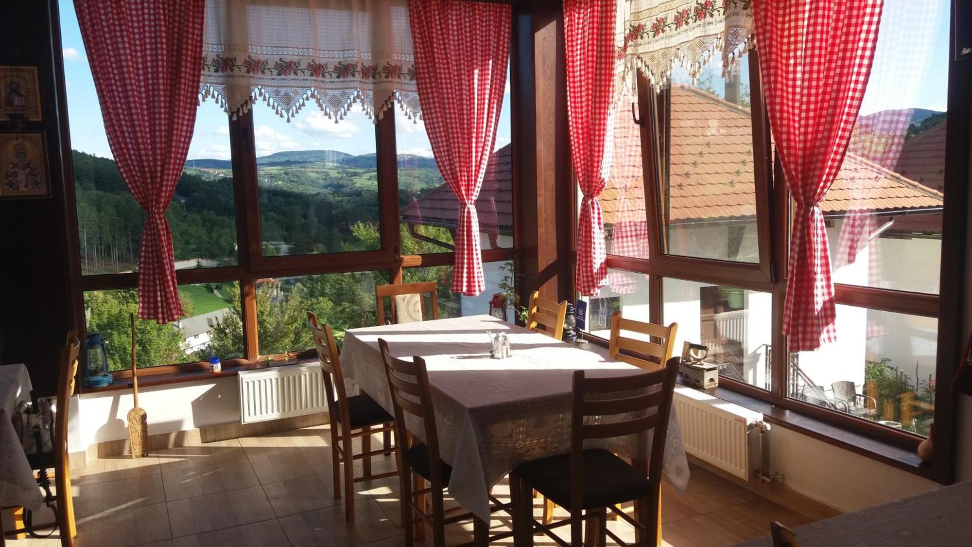Etno Selo Lelic Bed and Breakfast Valjevo Eksteriør billede