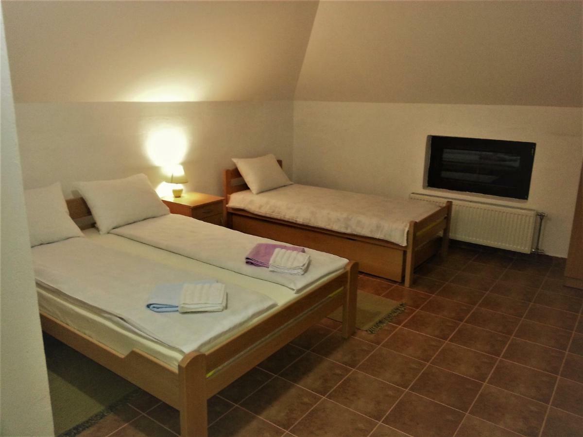 Etno Selo Lelic Bed and Breakfast Valjevo Eksteriør billede